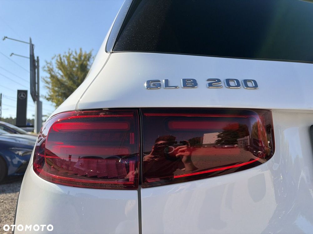 Mercedes-Benz GLB 200 mHEV AMG Line 7G-DCT - 18