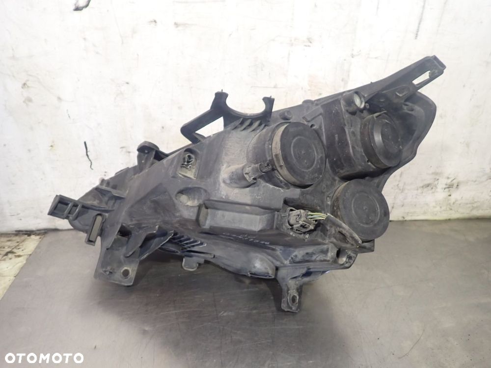 LAMPA PRAWA PRZEDNIA CITROEN BERLINGO II 1.6 9682828180 - 4