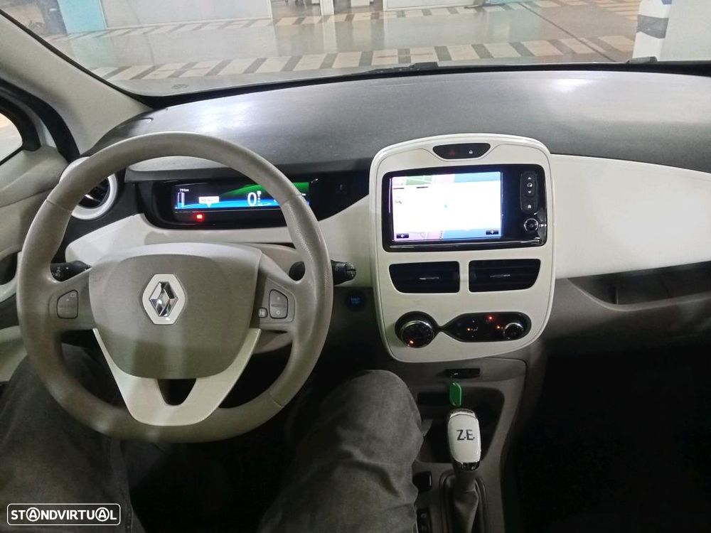 Renault Zoe (c/ Bateria) Life 40 Q90 - 8