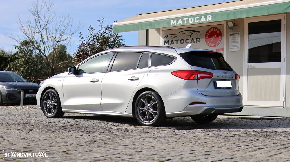 Ford Focus SW 1.5 TDCi EcoBlue ST-Line — fotografia 3