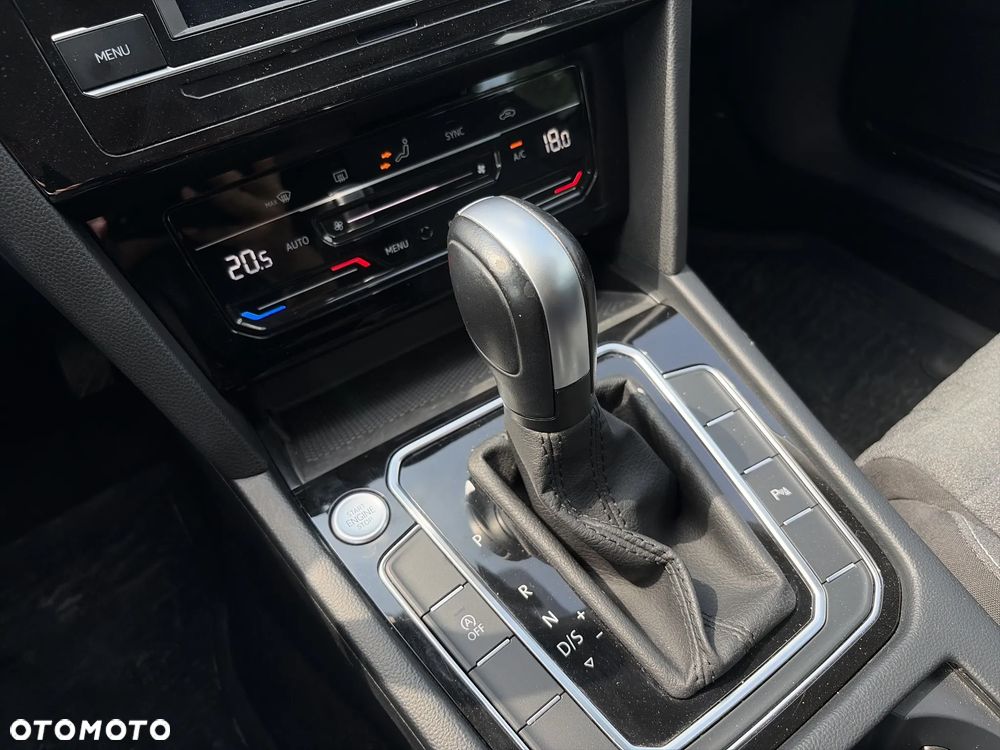 Volkswagen Passat 1.5 TSI EVO Business DSG - 19