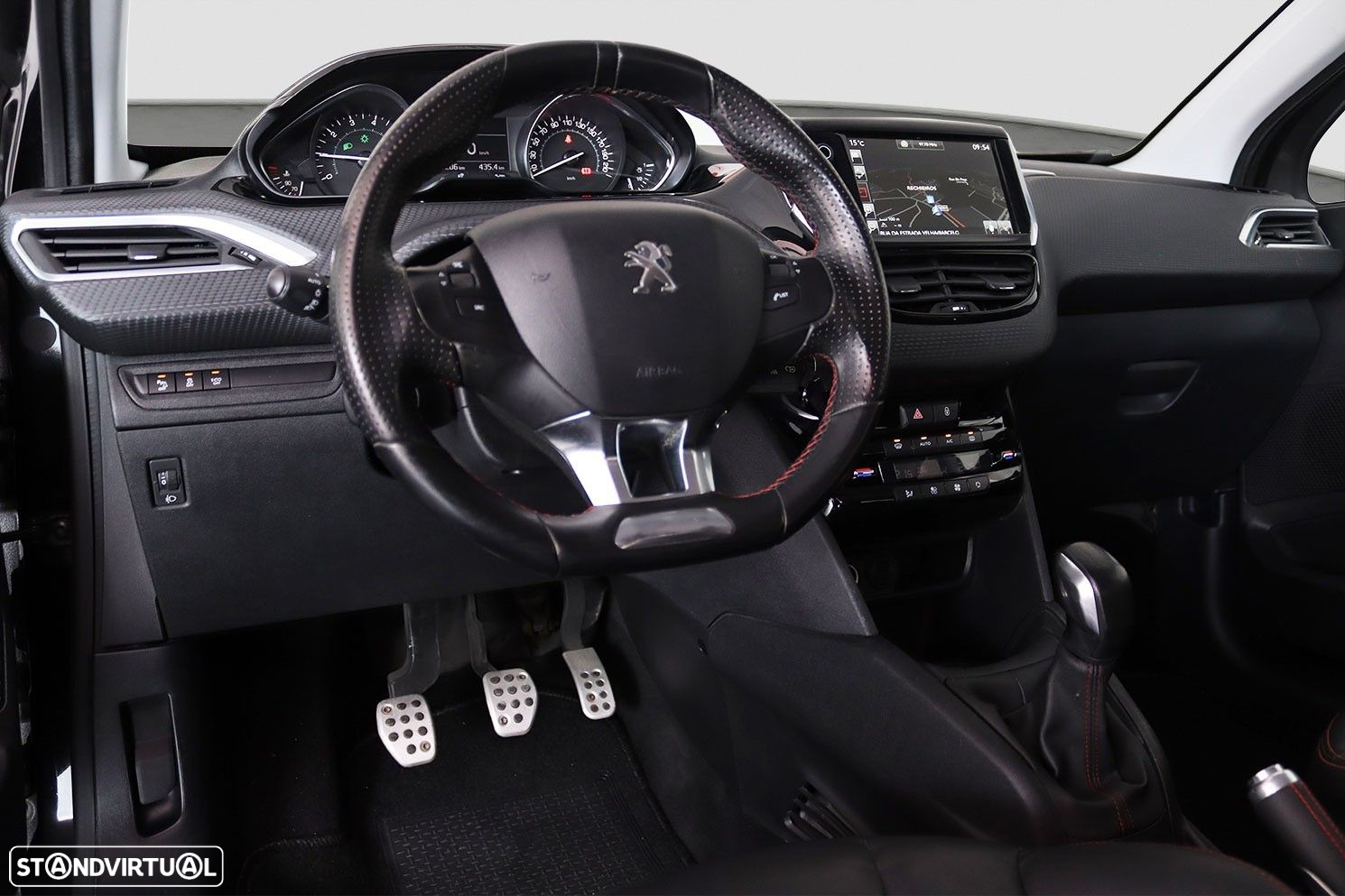 Peugeot 208 1.2 PureTech GT Line - 4
