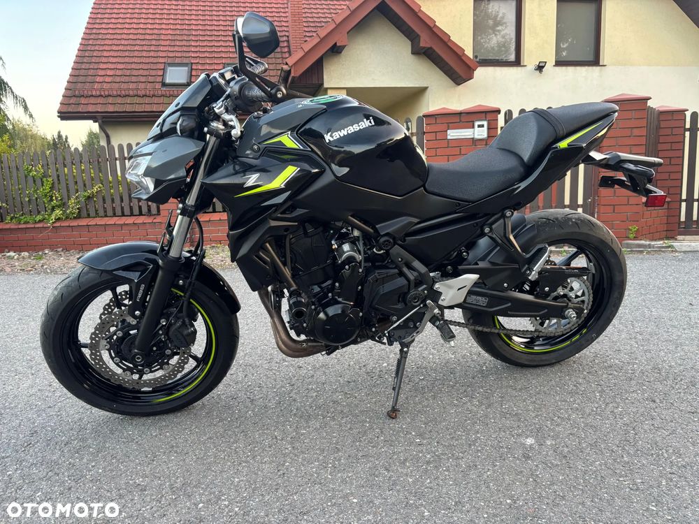 Kawasaki Z 650 - 16