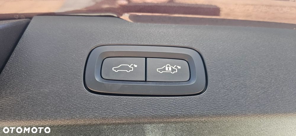 Volvo V60 Cross Country D3 Geartronic Summum - 15