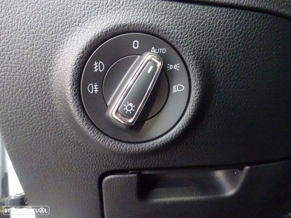 Skoda Superb Break 2.0 TDI Ambition DSG - 10