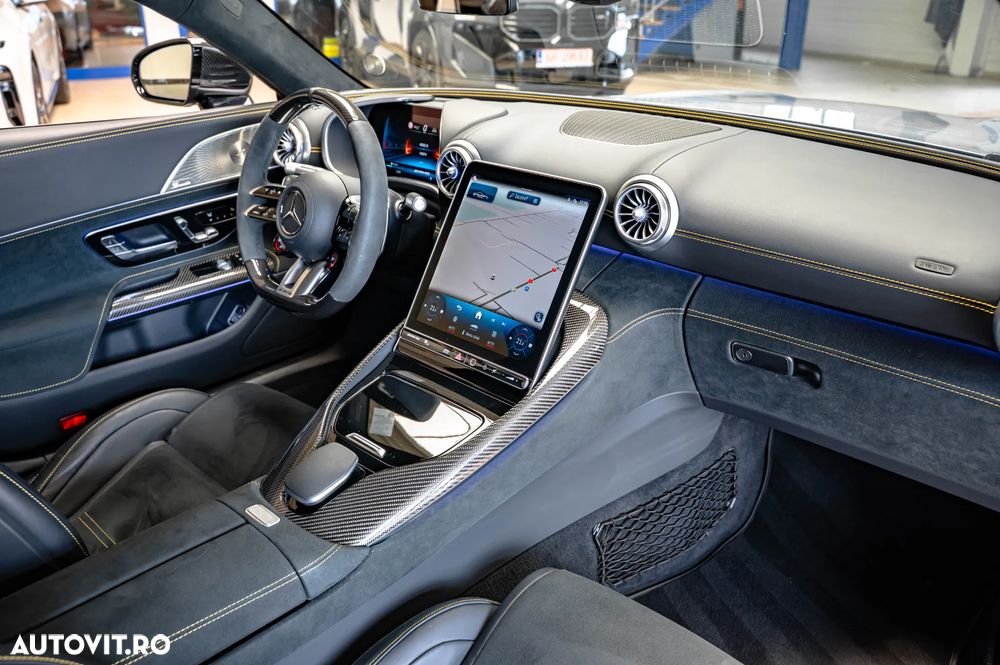 Mercedes-Benz AMG GT R Speedshift 7G-DCT - 33