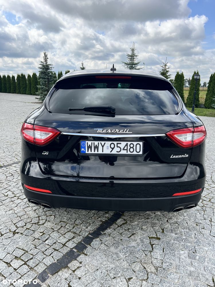 Maserati Levante S Essence - 21