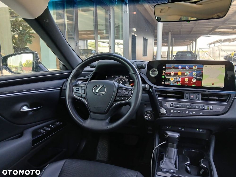 Lexus ES 300h Business Edition - 5