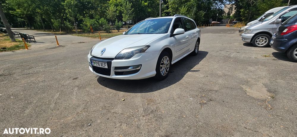 Renault Laguna - 1