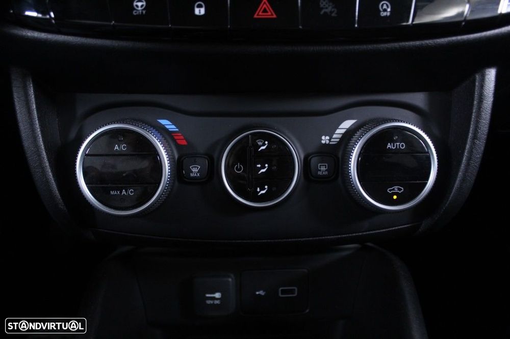 Fiat Tipo Cross 1.0 GSE T3 - 29