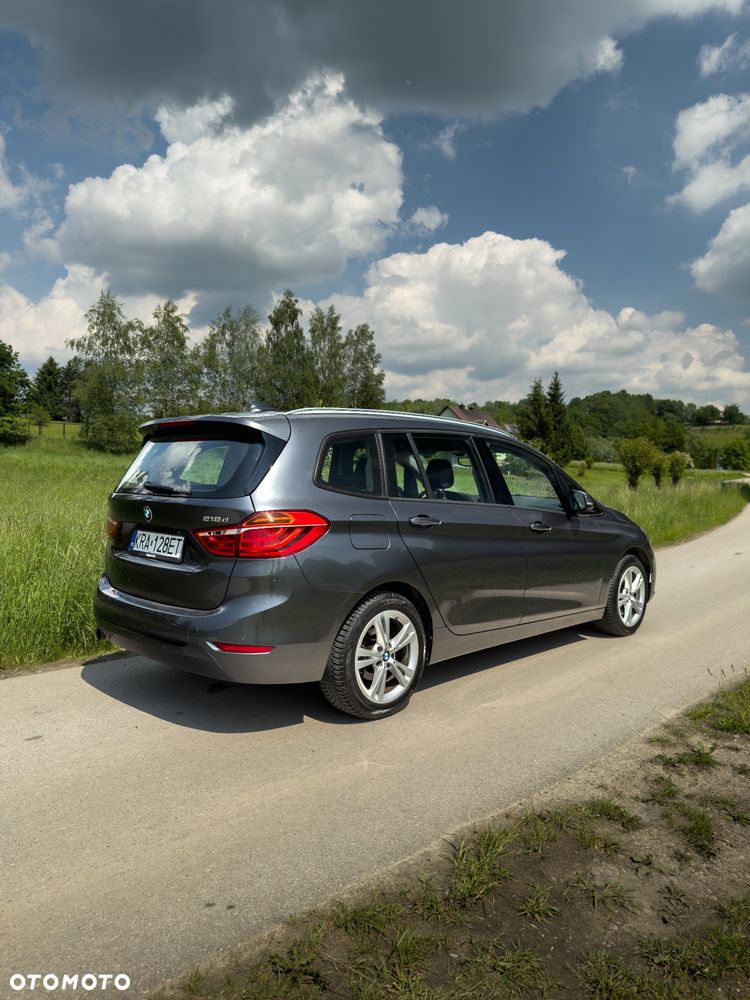 BMW Seria 2 218d Sport-Aut Sport Line - 12