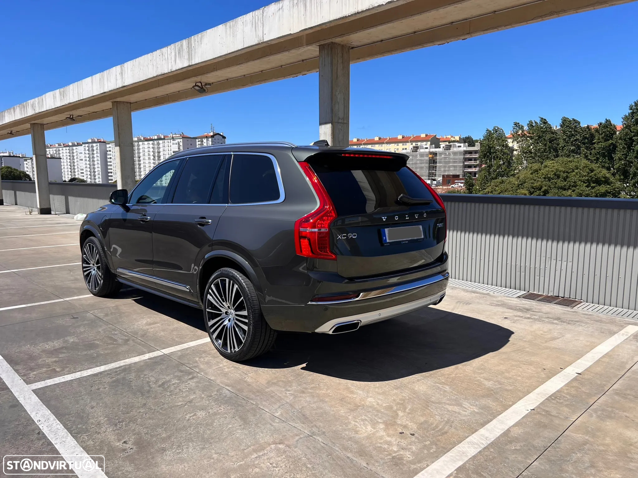 Volvo XC 90 - 16