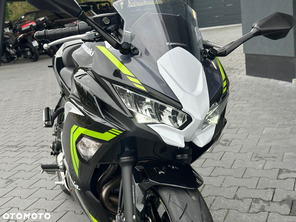 Kawasaki Ninja - 26