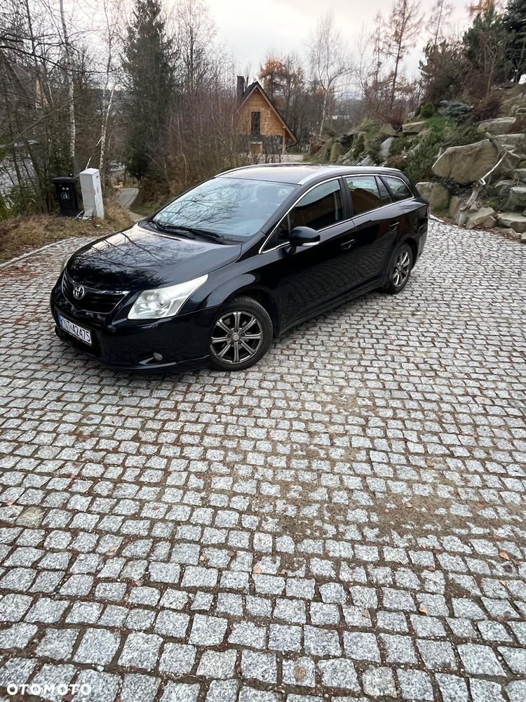 Toyota Avensis 2.0 D-4D Sol - 4