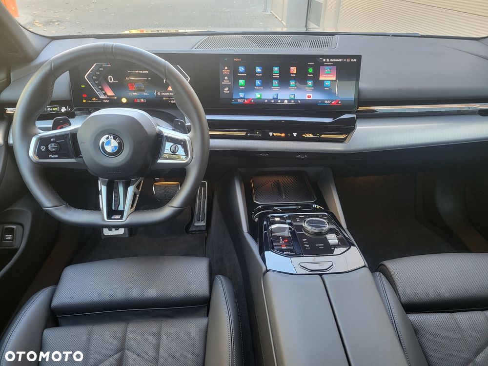 BMW Seria 5 520d xDrive mHEV M Sport - 2