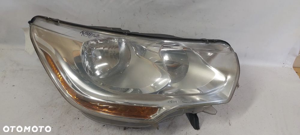 .  PRZOD PRZEDNIA LAMPA PRAWA CITROEN C4 2 B7 - 1
