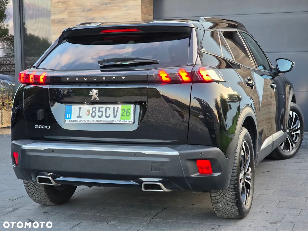 Peugeot 2008 1.2 PureTech Allure S&S EAT8 - 4
