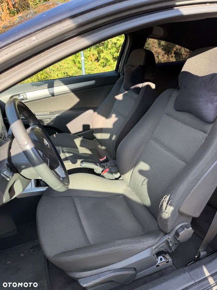 Opel Astra 1.8 16V Coupe - 18