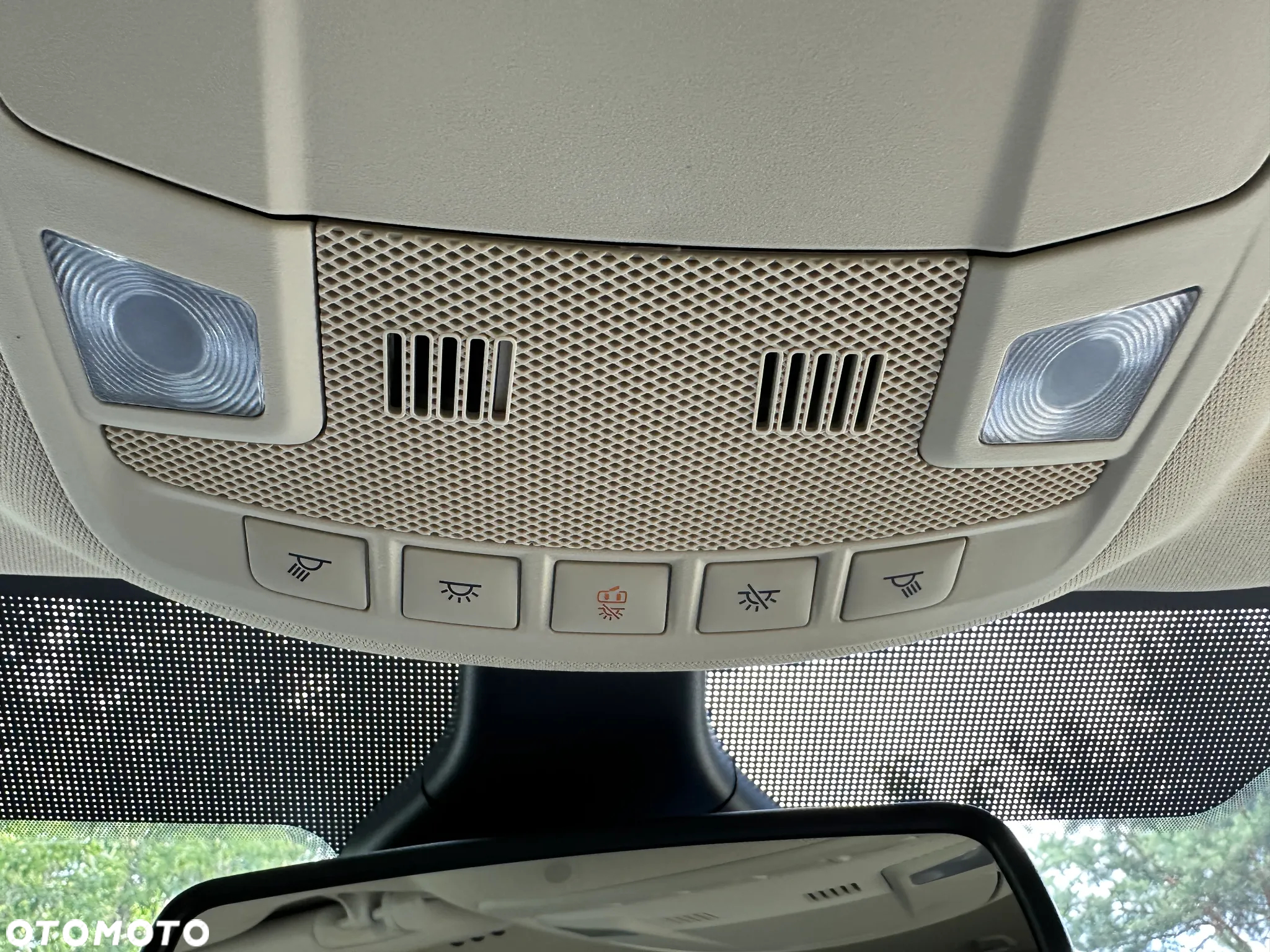 Ford Edge - 32