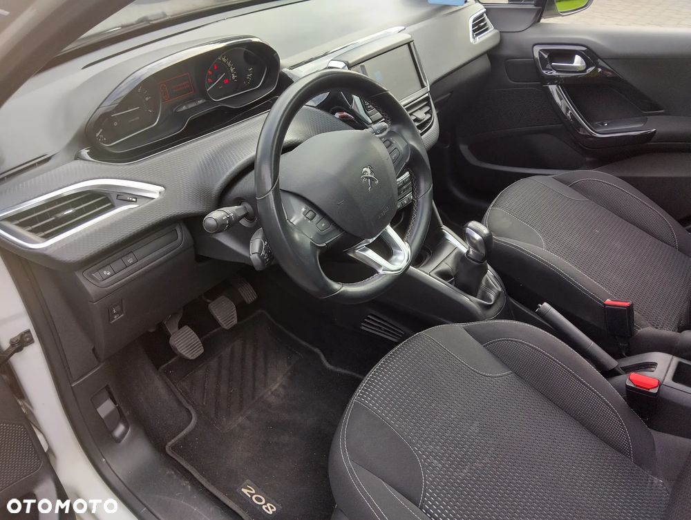 Peugeot 208 PureTech 82 Start & Stop Style - 29