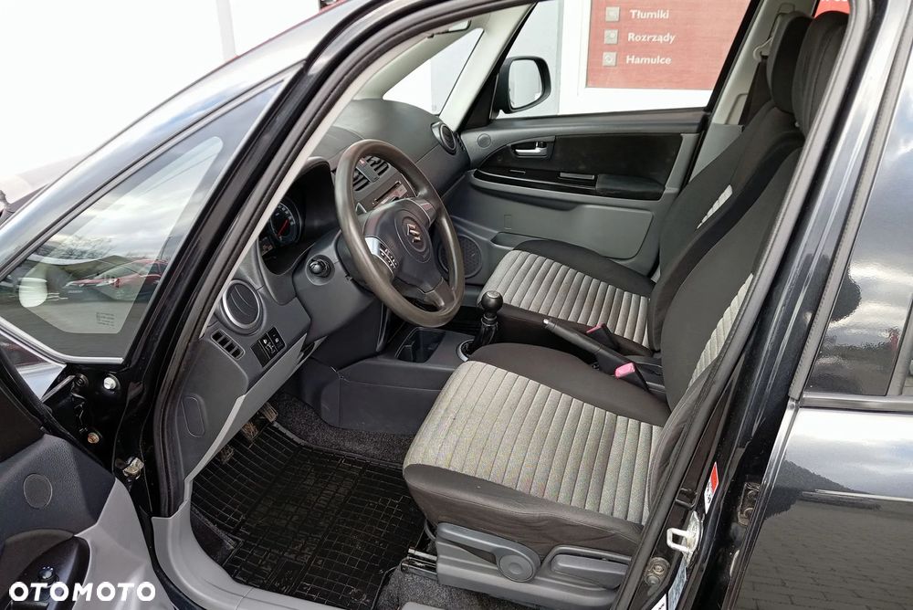 Suzuki SX4 1.6 Comfort 4WD - 21