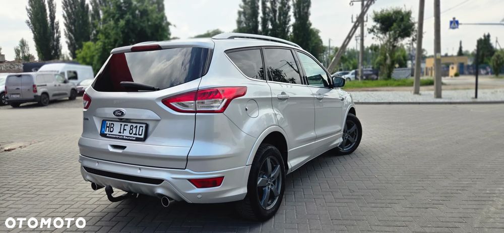 Ford Kuga 2.0 TDCi 4x4 Titanium - 14