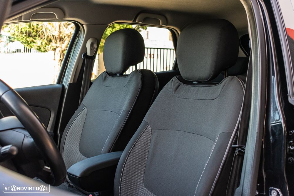 Renault Captur 1.5 dCi Exclusive - 11