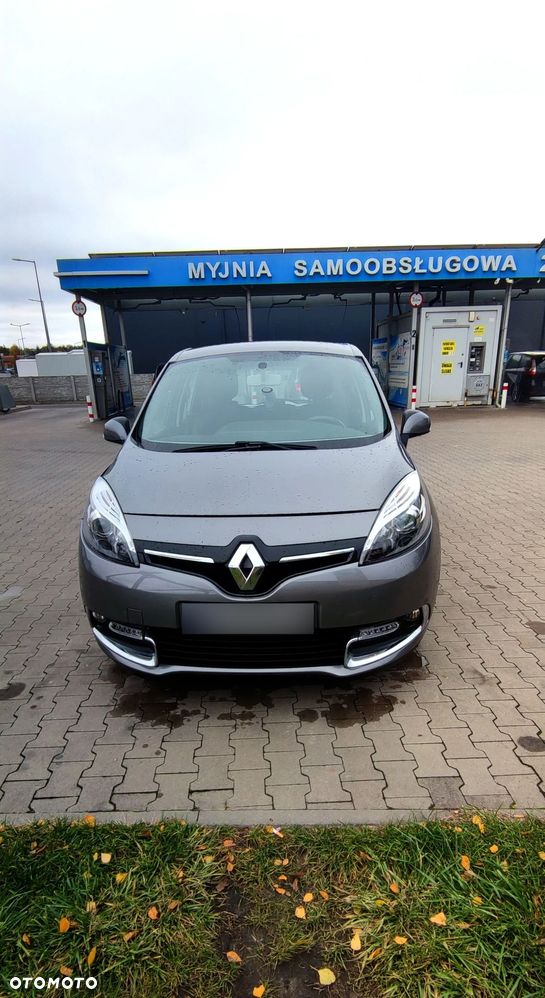 Renault Scenic - 1