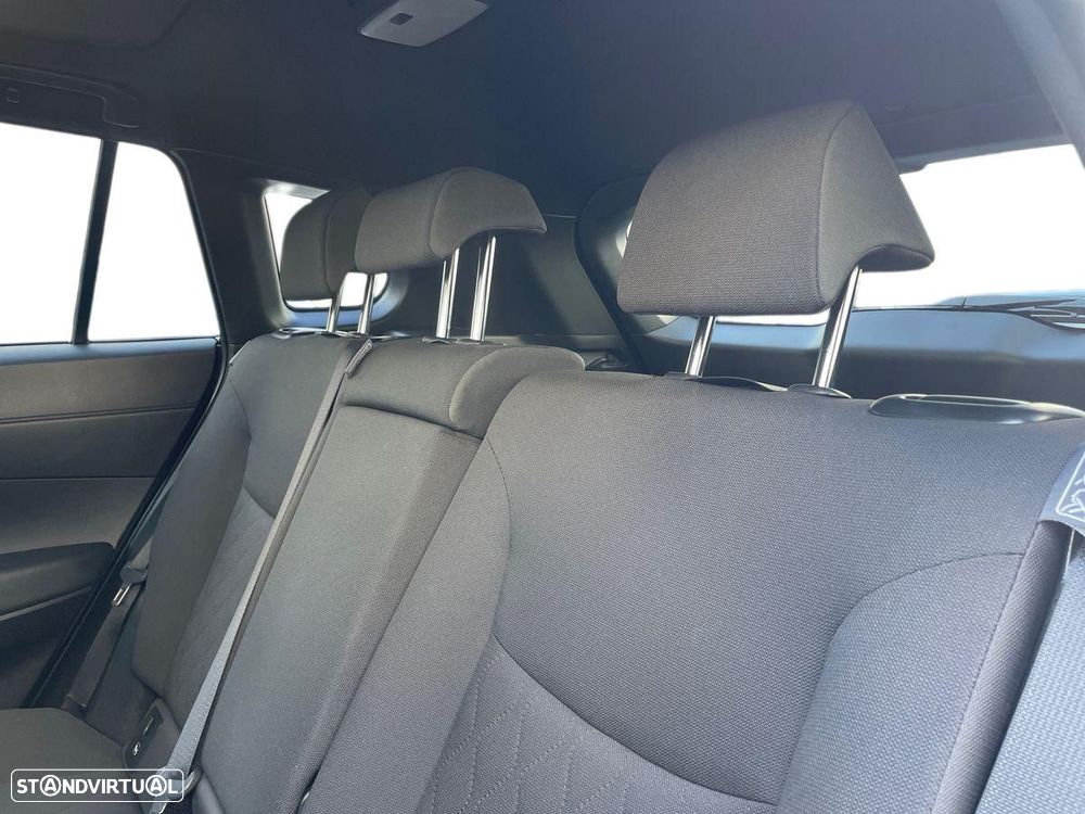 Toyota Corolla Cross 2.0 Hybrid Exclusive - 12