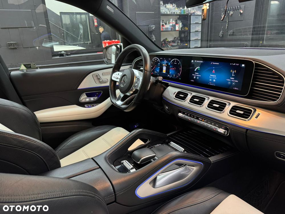 Mercedes-Benz GLE - 31