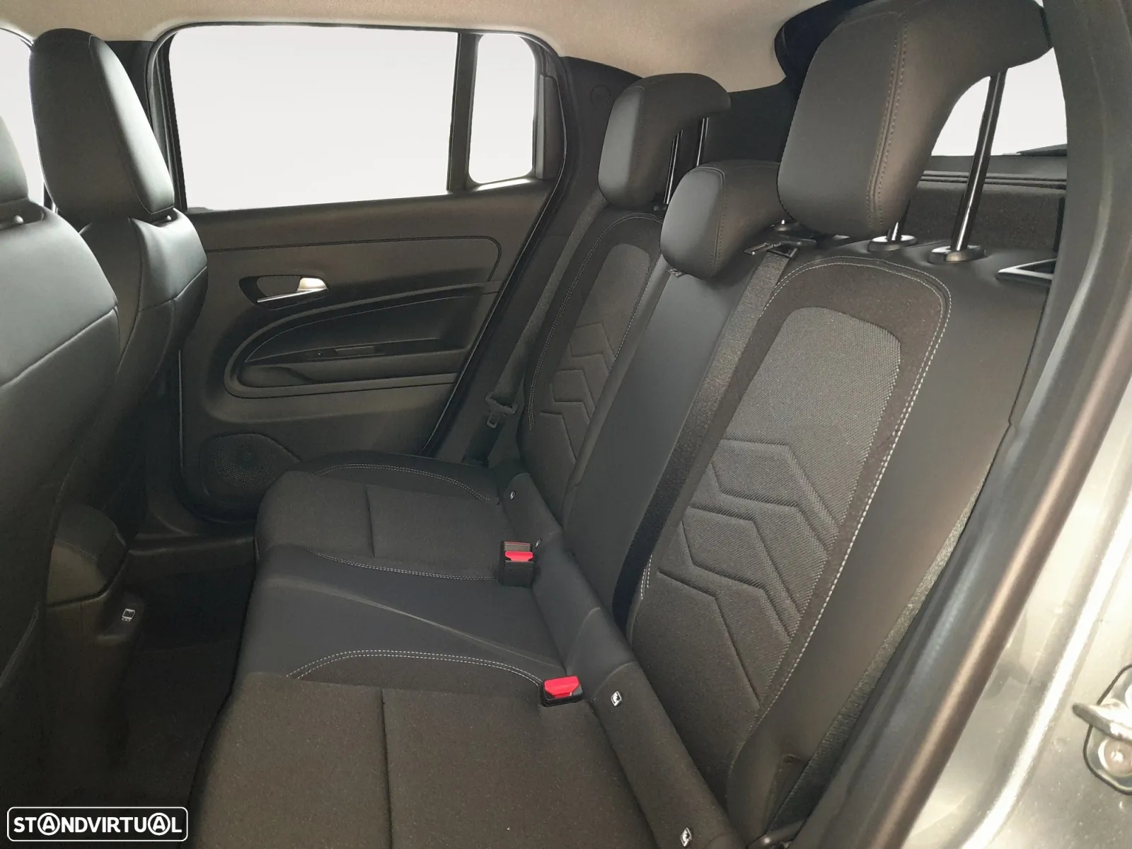 Jeep Avenger 1.2 GSE T3 Summit - 15