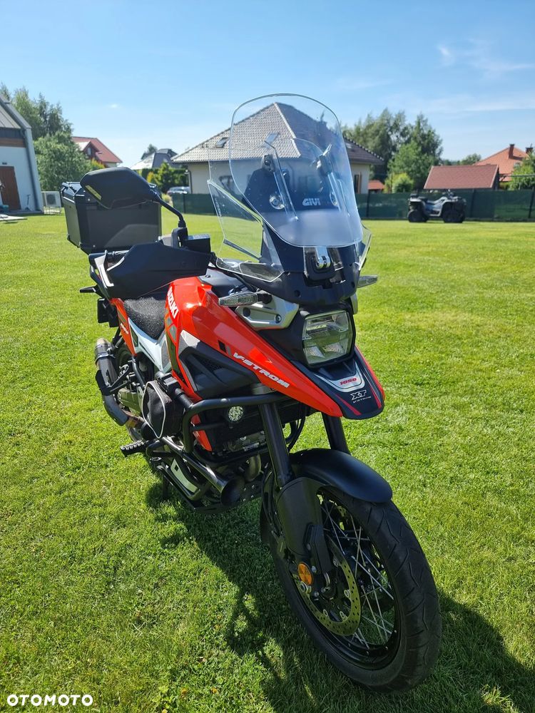 Suzuki V-STROM - 8