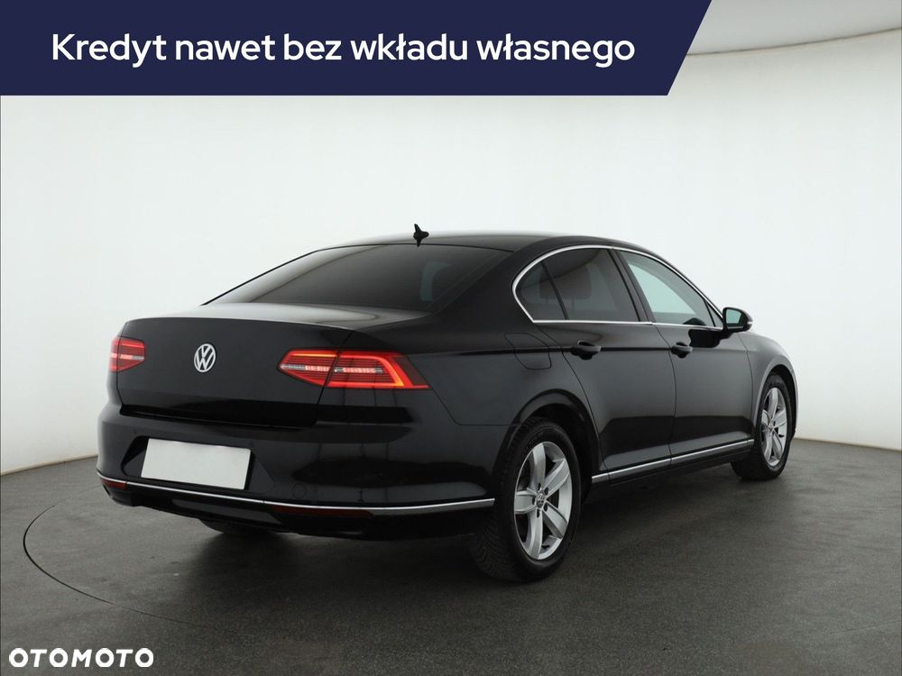 Volkswagen Passat - 7