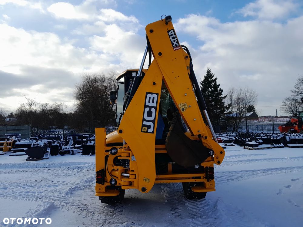 JCB JCB 4CX AEC  2022r - 7