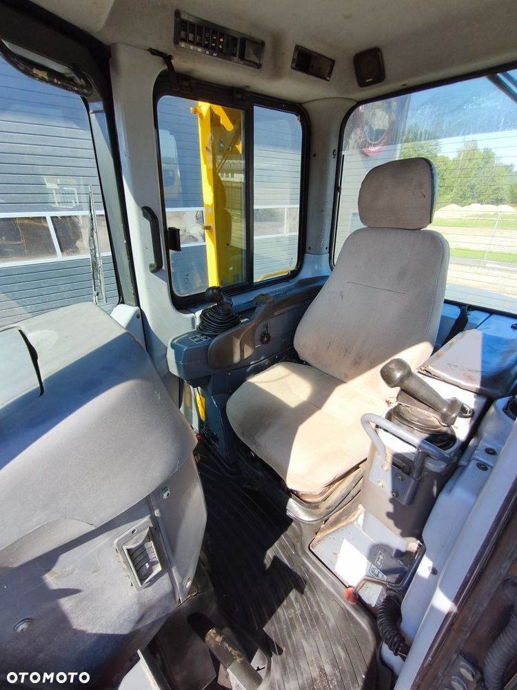Komatsu D65PX-15E0 - 6