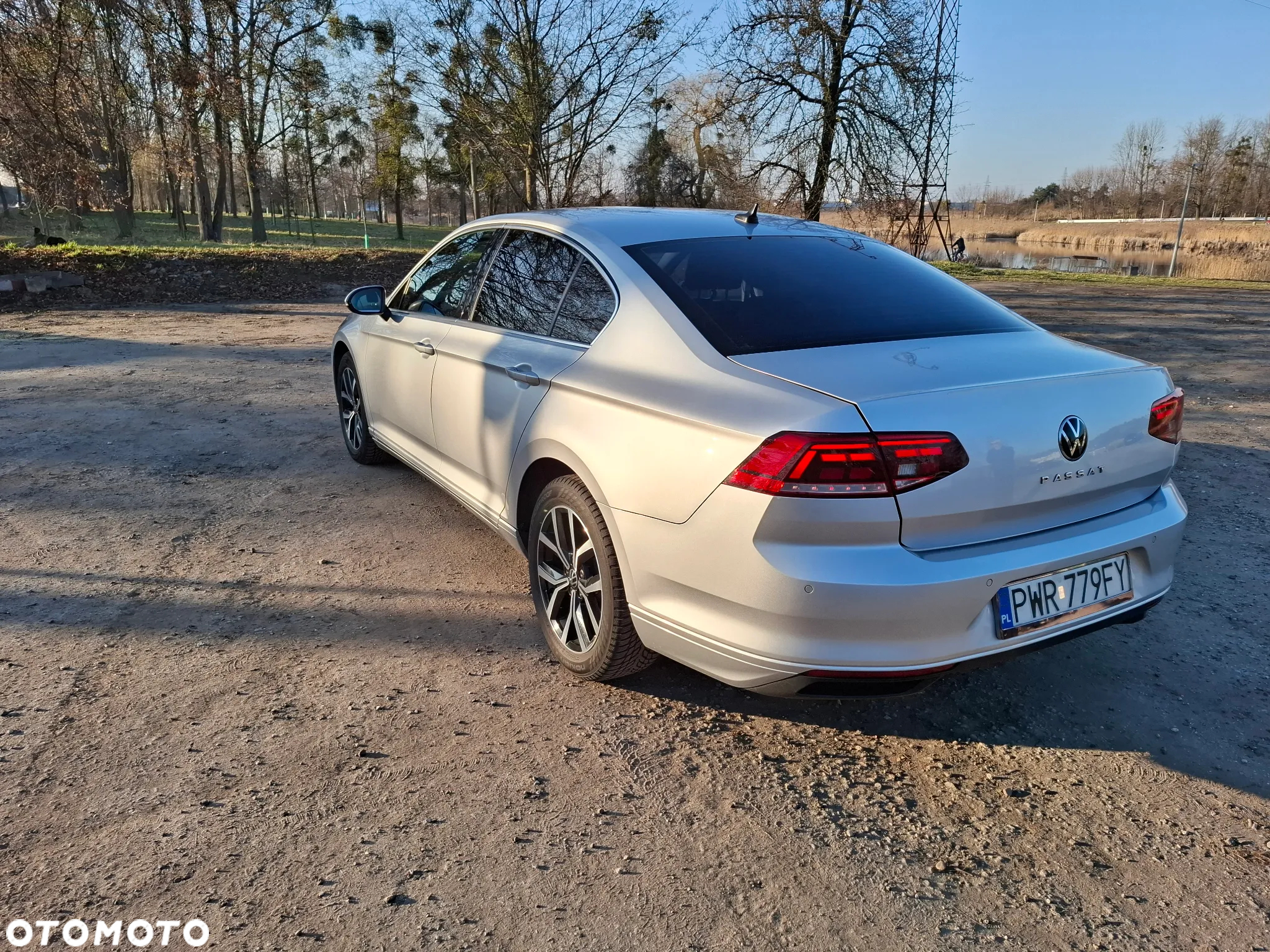 Volkswagen Passat - 5