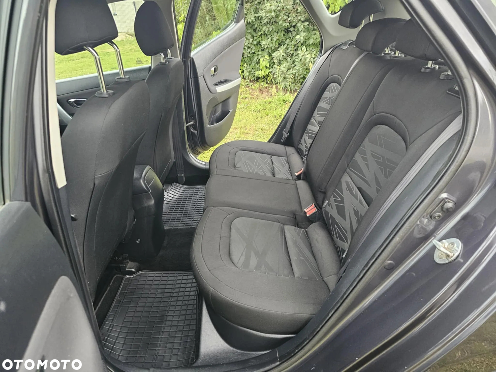 Kia Ceed 1.6 CRDi 128 Dream Team Edition - 12