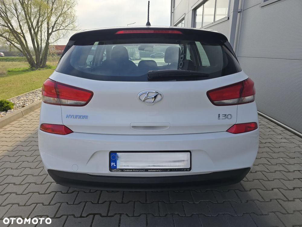 Hyundai i30 1.6 D Comfort - 9