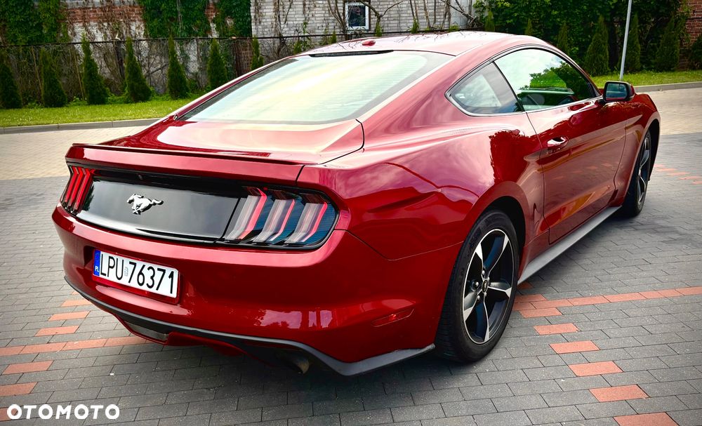 Ford Mustang - 9