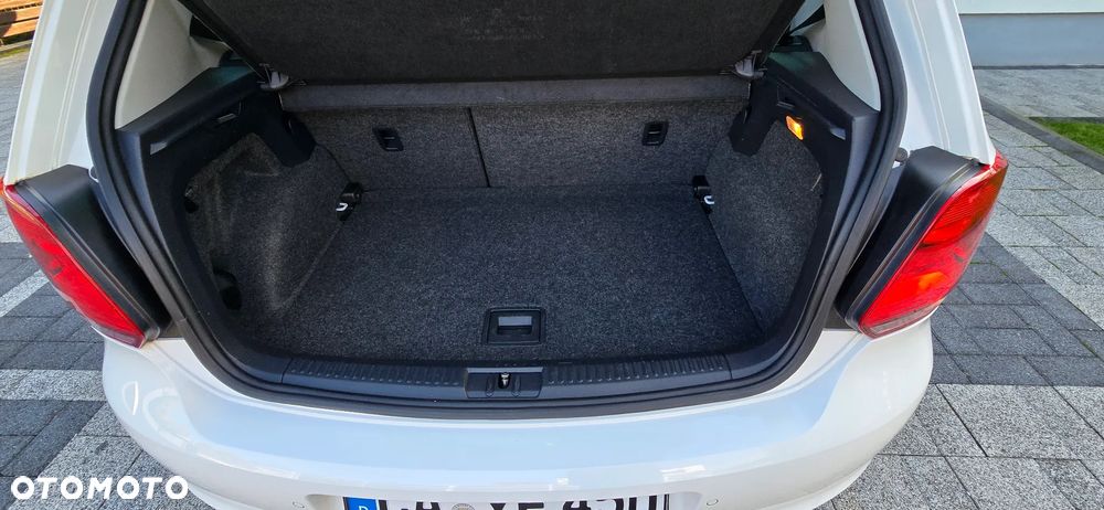 Volkswagen Polo - 13