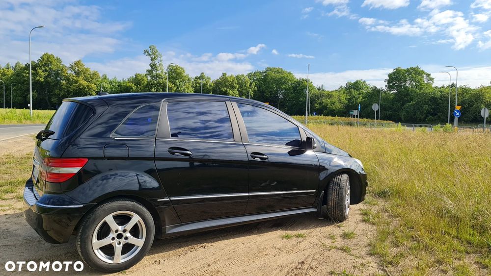 Mercedes-Benz Klasa B 180 CDI - 18