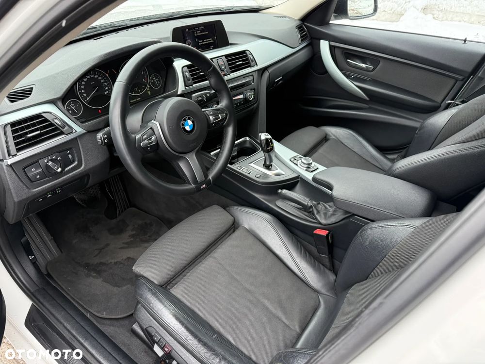BMW Seria 3 320d xDrive Sport Line - 22
