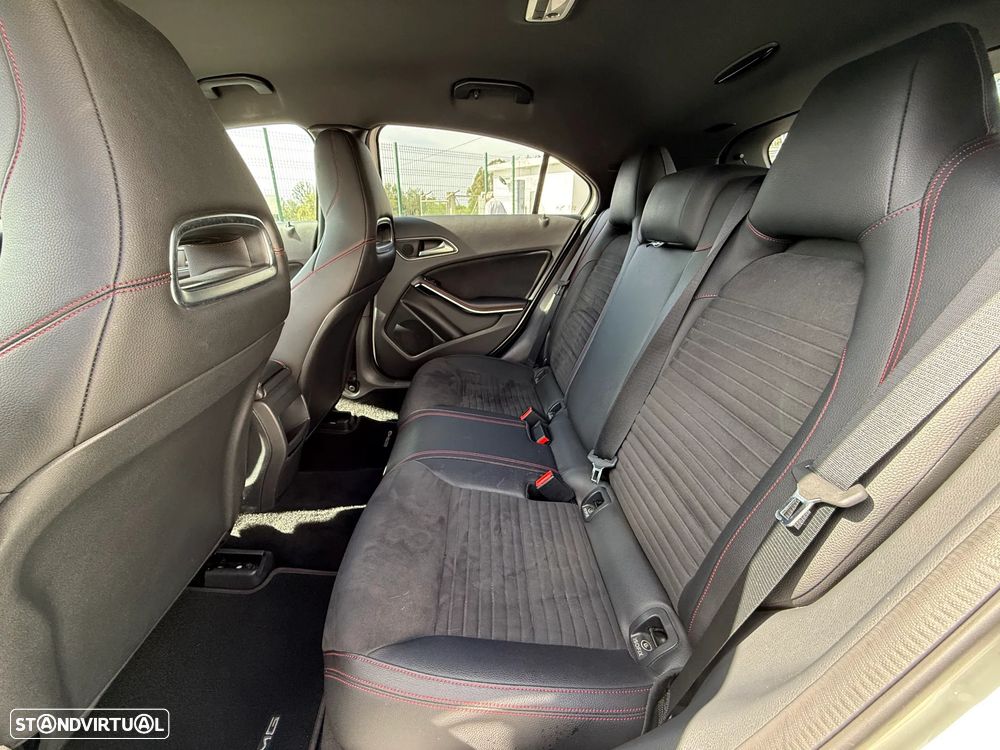 Mercedes-Benz A 180 d AMG Line - 7