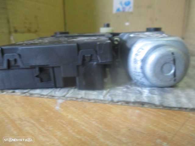 Motor Elevador Vidro 1K0959701AN VW GOLF 6 2009 FE - 4