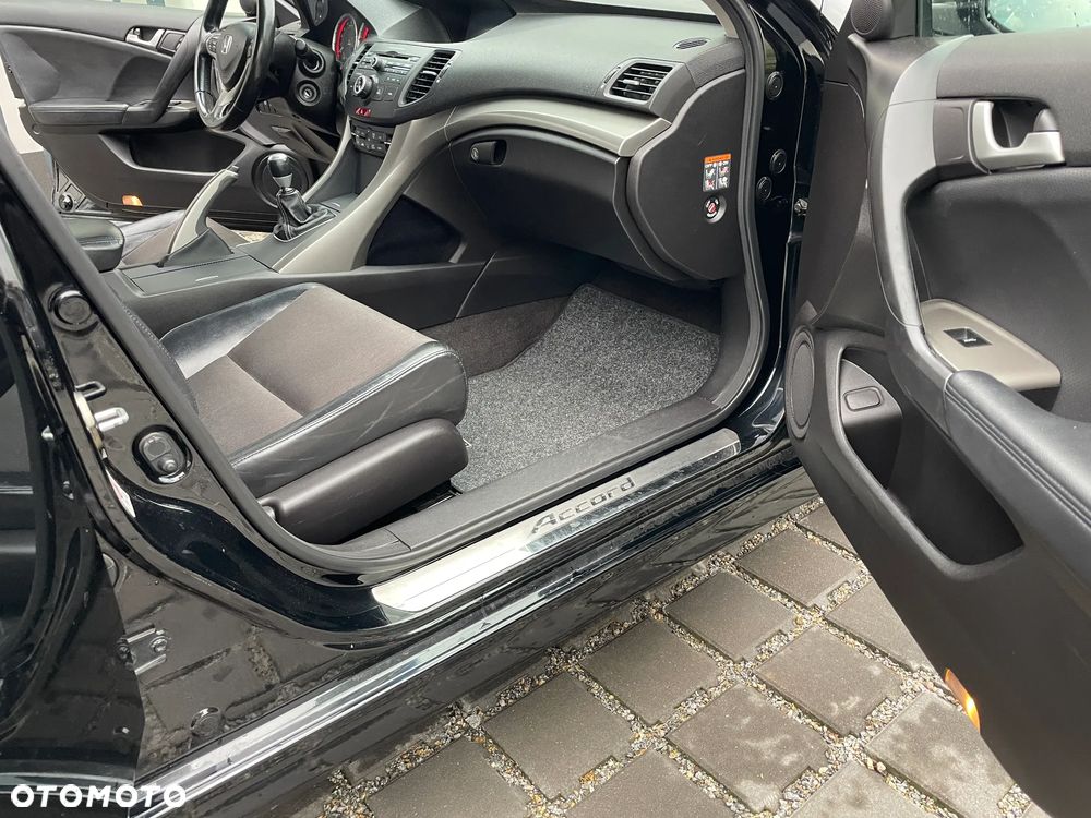 Honda Accord ver-2-4-type--s-navi - 24