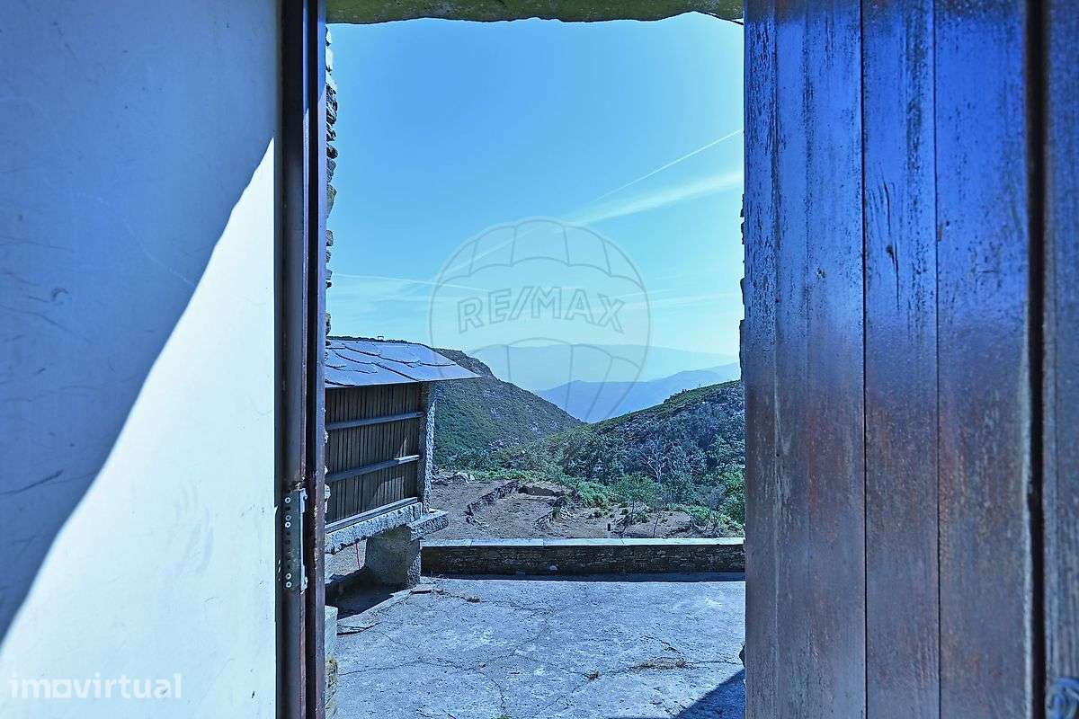 Moradia T1 para venda - Grande imagem: 5/20