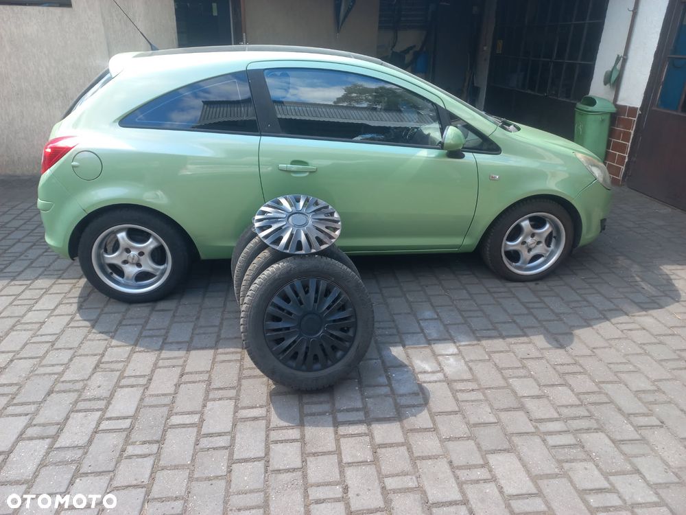 Opel Corsa 1.4 16V Enjoy - 1