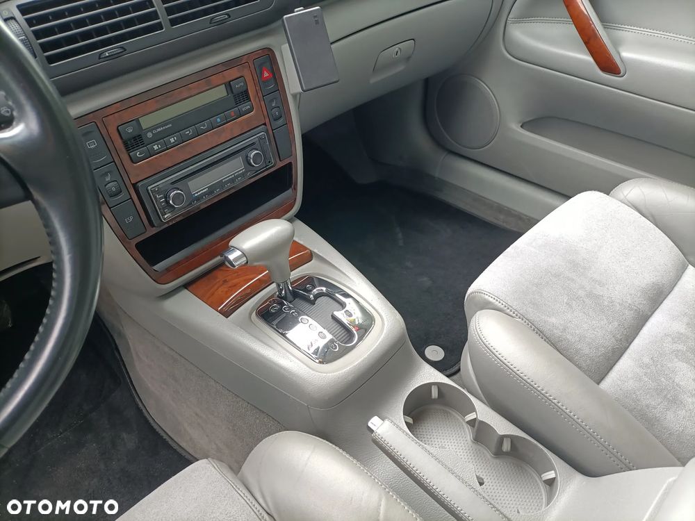 Volkswagen Passat - 15