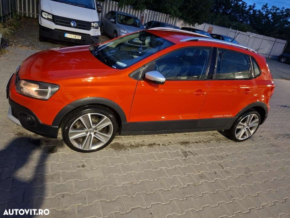 Volkswagen Polo 1.6 TDI CR DPF Highline - 6