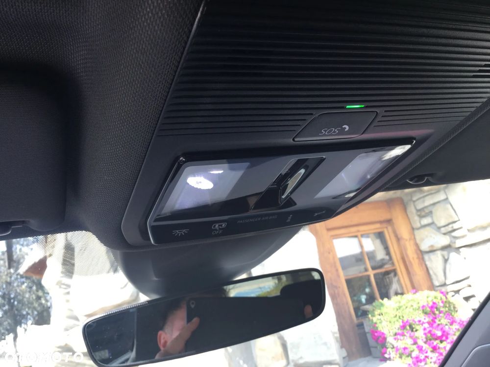 Volkswagen Golf - 25